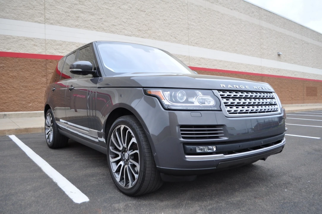2016 Land Rover Range Rover L405 - Image 11 of 31