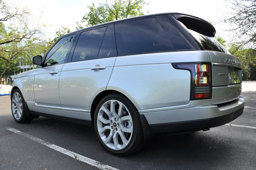 2016 Land Rover Range Rover L405 - Image 3 of 31