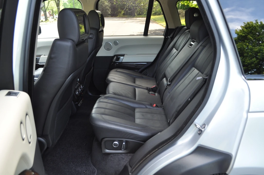2016 Land Rover Range Rover L405 - Image 10 of 31