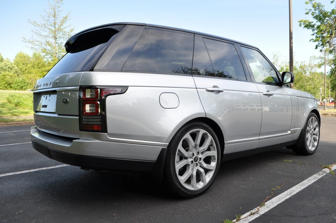 2016 Land Rover Range Rover L405 - Image 5 of 31
