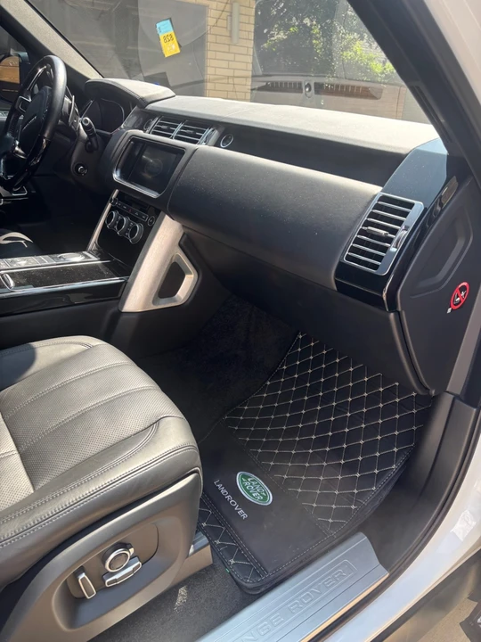 2016 Land Rover Range Rover L405 - Image 14 of 31