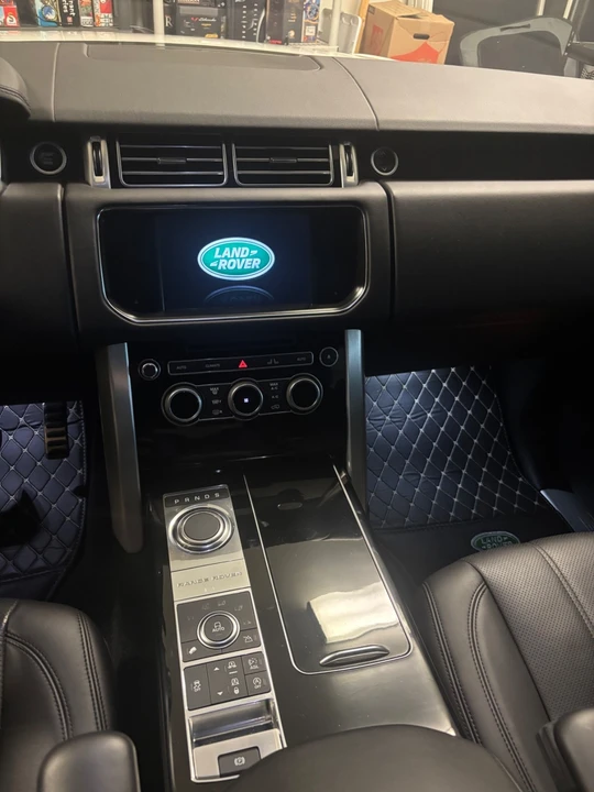 2016 Land Rover Range Rover L405 - Image 11 of 31