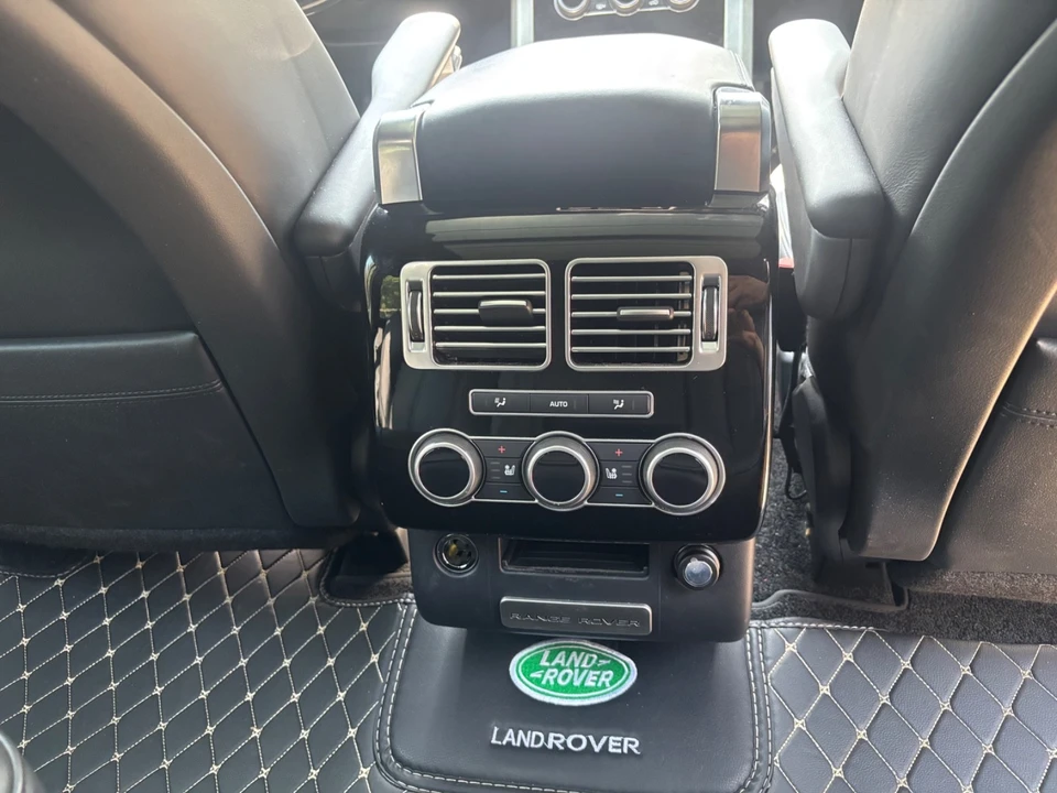 2016 Land Rover Range Rover L405 - Image 29 of 31