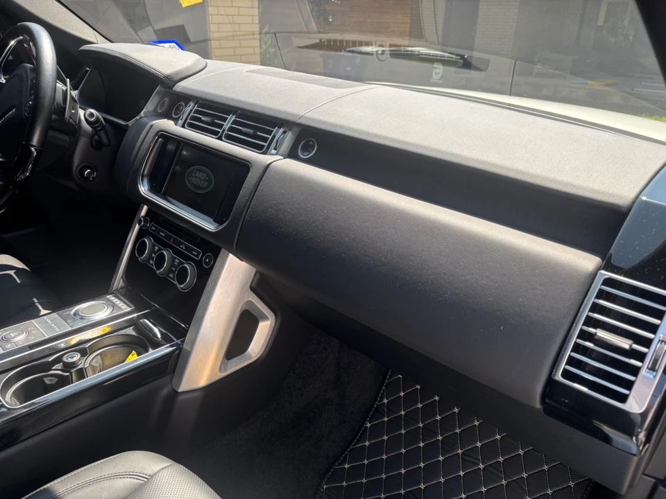 2016 Land Rover Range Rover L405 - Image 9 of 31