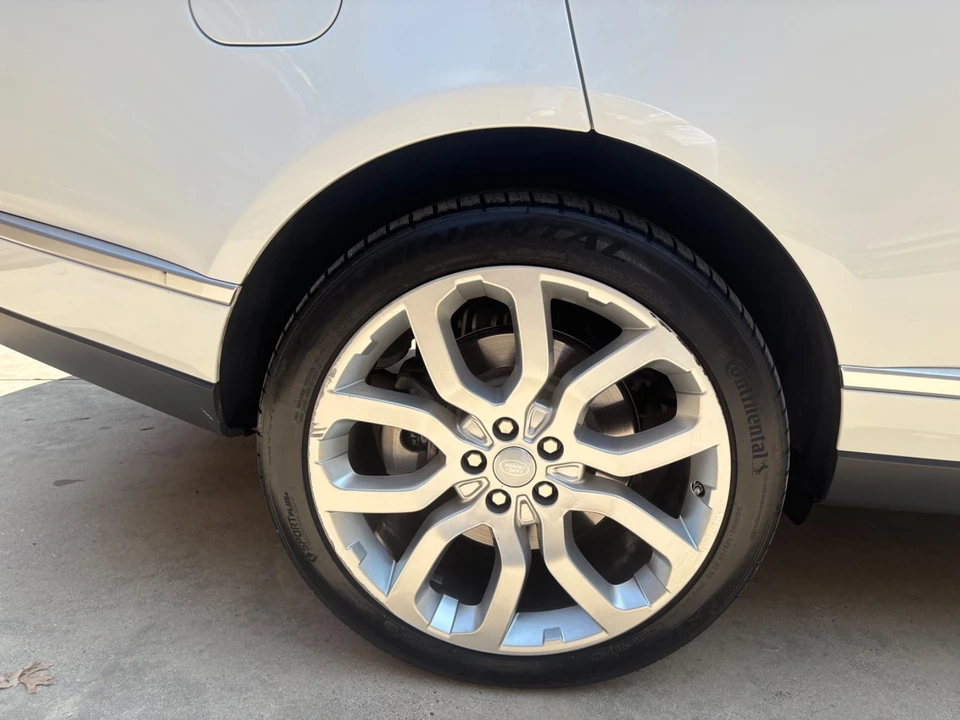 2016 Land Rover Range Rover L405 - Image 22 of 31