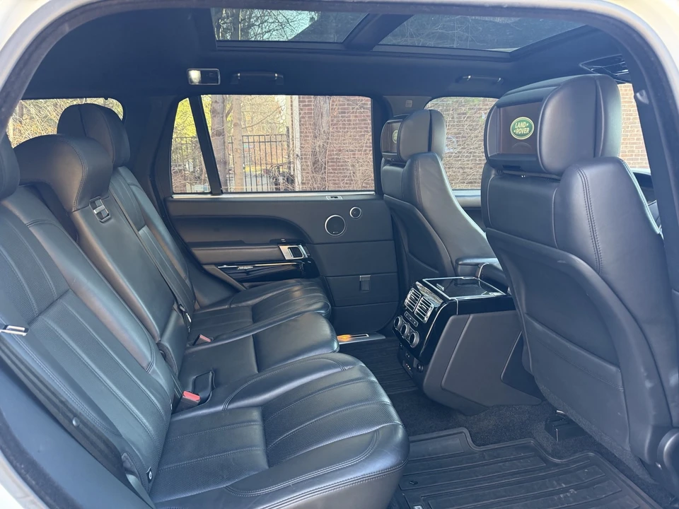 2016 Land Rover Range Rover L405 - Image 4 of 8