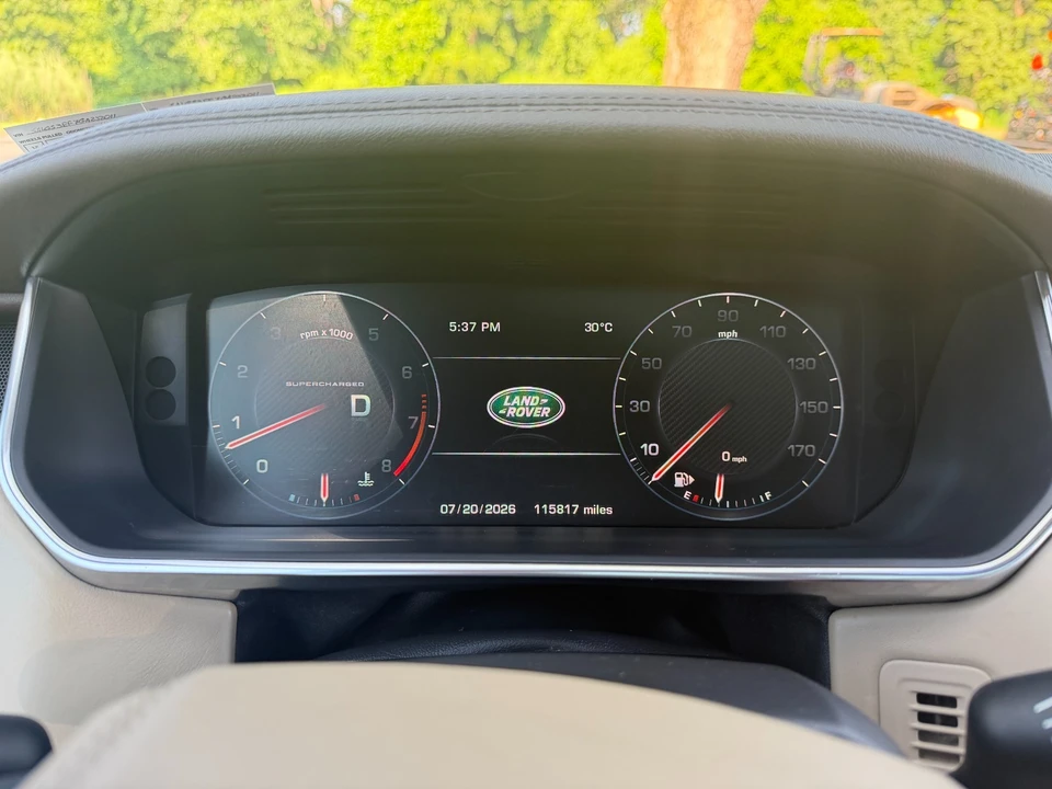 2016 Land Rover Range Rover L405 - Image 24 of 31