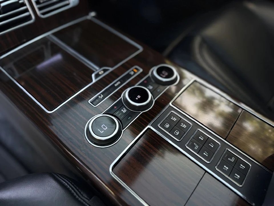 2016 Land Rover Range Rover L405 - Image 15 of 21