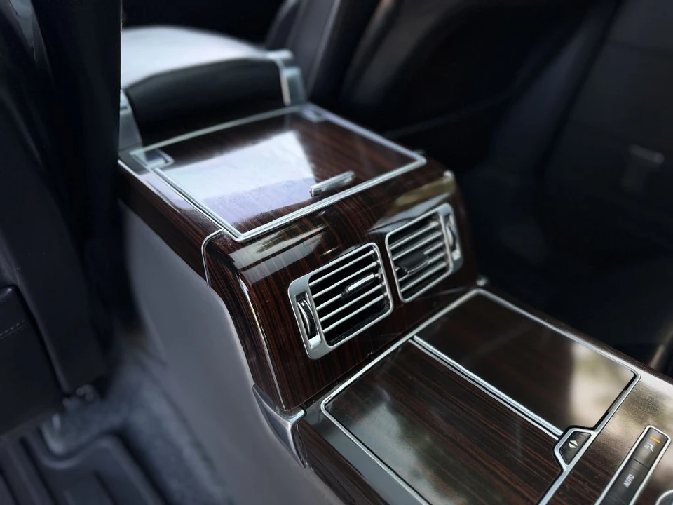 2016 Land Rover Range Rover L405 - Image 16 of 21