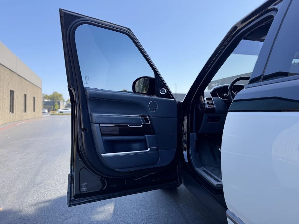 2016 Land Rover Range Rover L405 - Image 8 of 21
