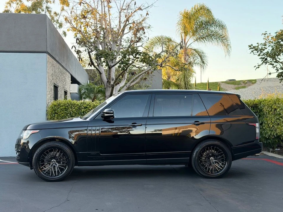 2016 Land Rover Range Rover L405 - Image 12 of 21