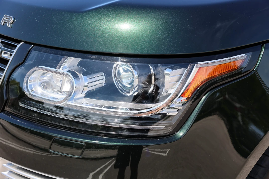 2016 Land Rover Range Rover L405 - Image 15 of 31