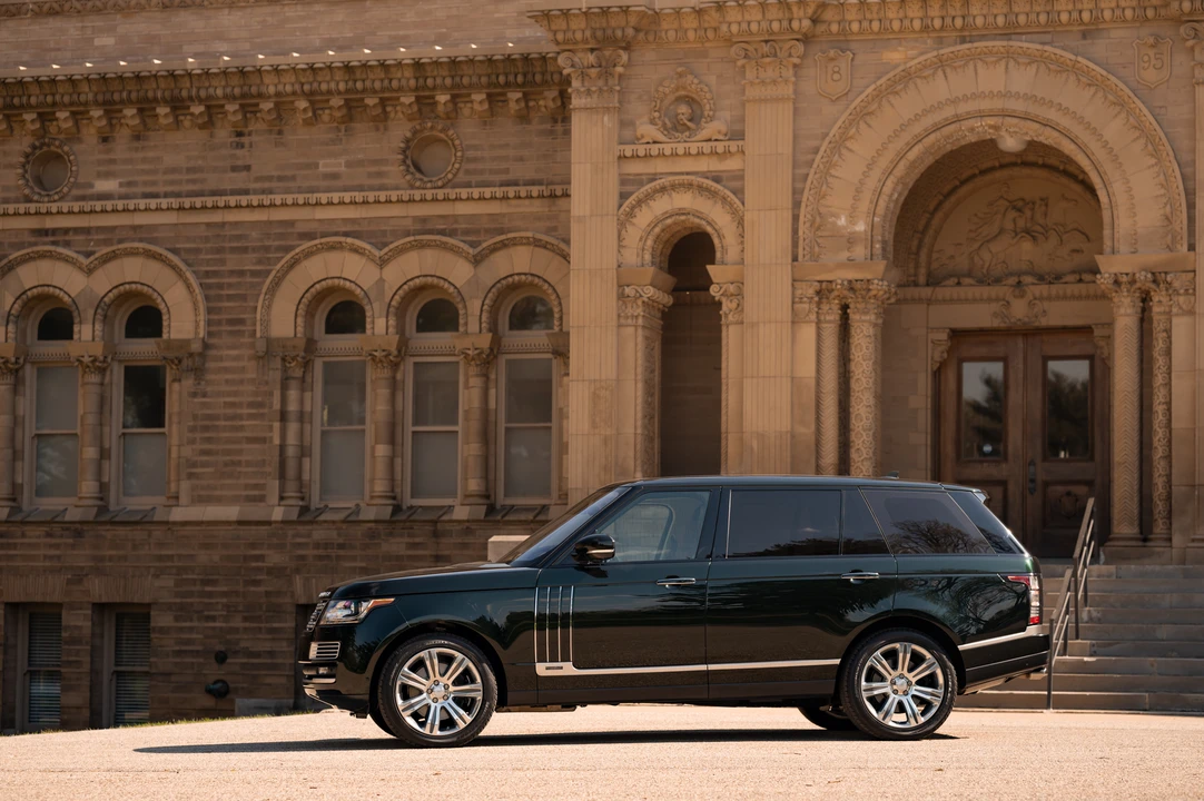2016 Land Rover Range Rover L405 - Image 7 of 31