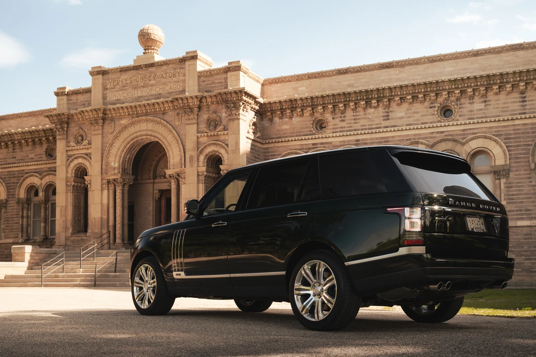 2016 Land Rover Range Rover L405 - Image 13 of 31