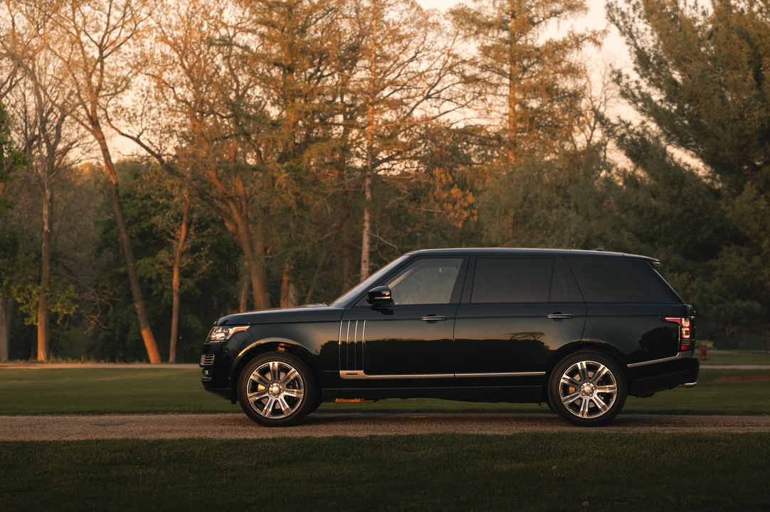 2016 Land Rover Range Rover L405 - Image 11 of 31