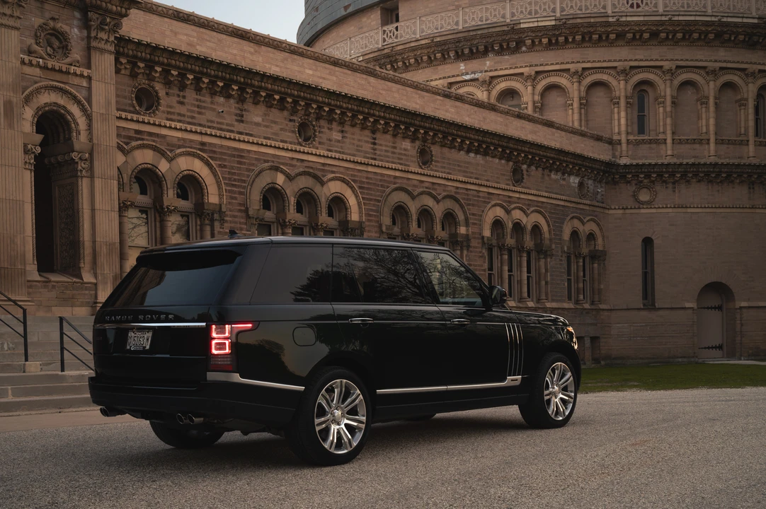 2016 Land Rover Range Rover L405 - Image 15 of 31