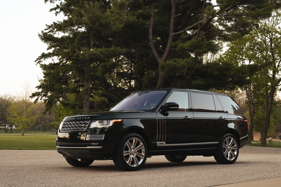 2016 Land Rover Range Rover L405 - Image 4 of 31