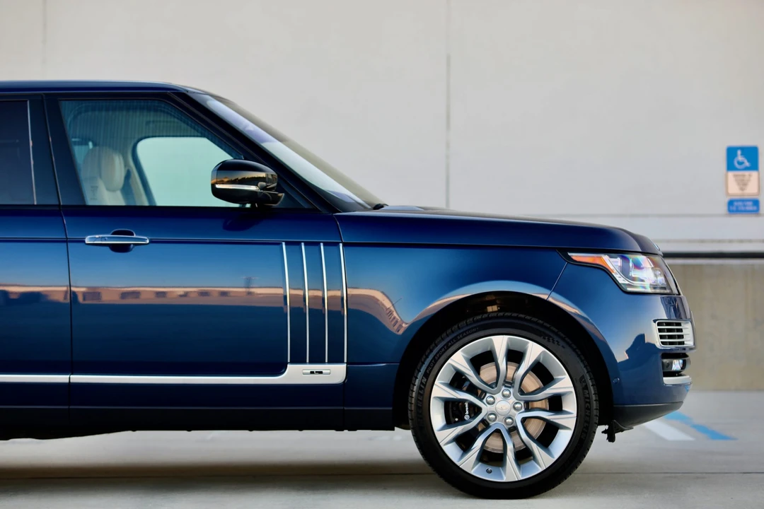 2016 Land Rover Range Rover L405 - Image 15 of 31
