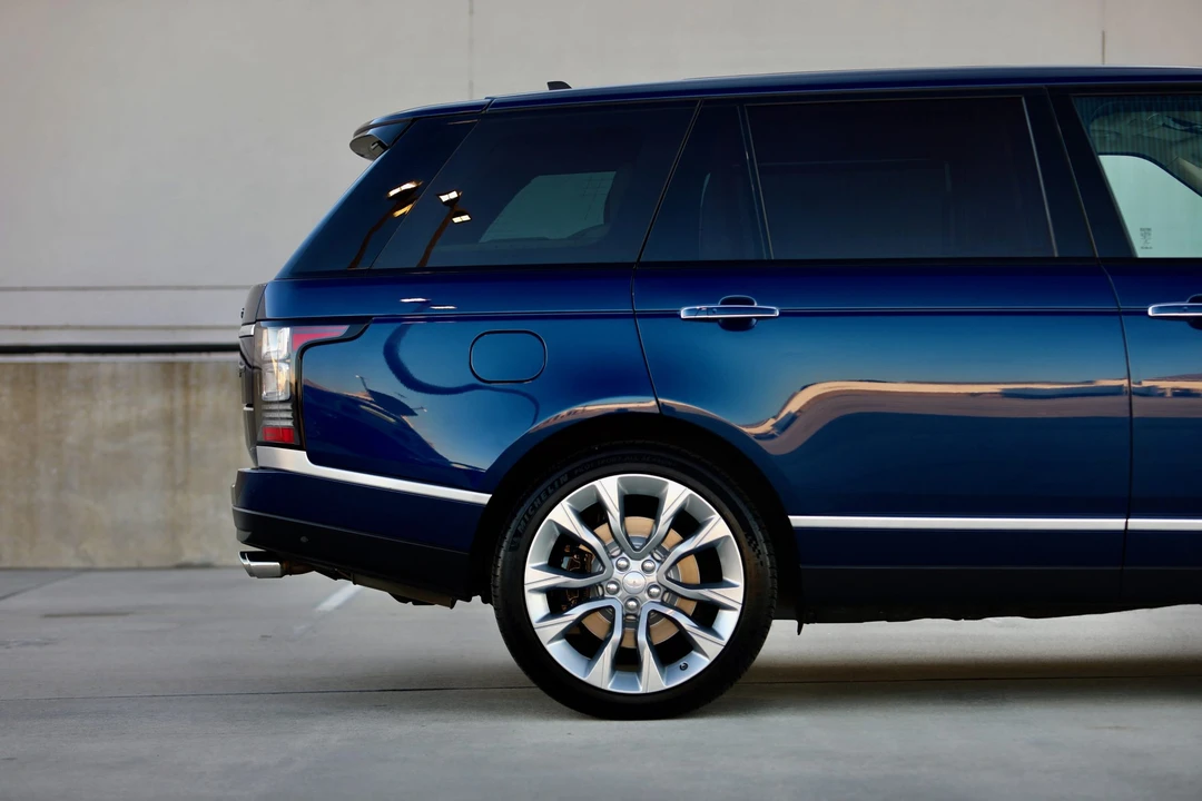2016 Land Rover Range Rover L405 - Image 14 of 31