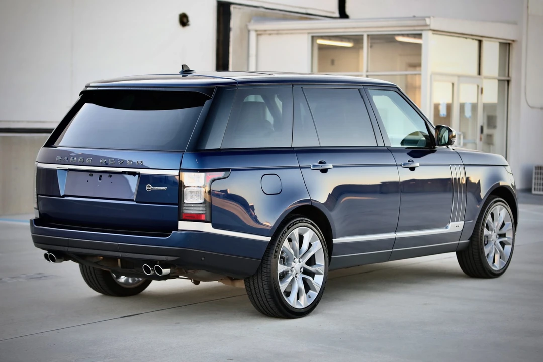 2016 Land Rover Range Rover L405 - Image 11 of 31