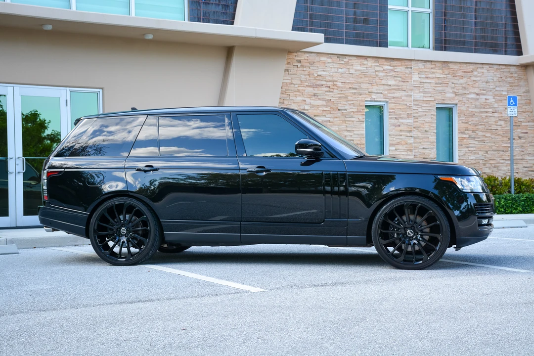 2016 Land Rover Range Rover L405 - Image 15 of 31