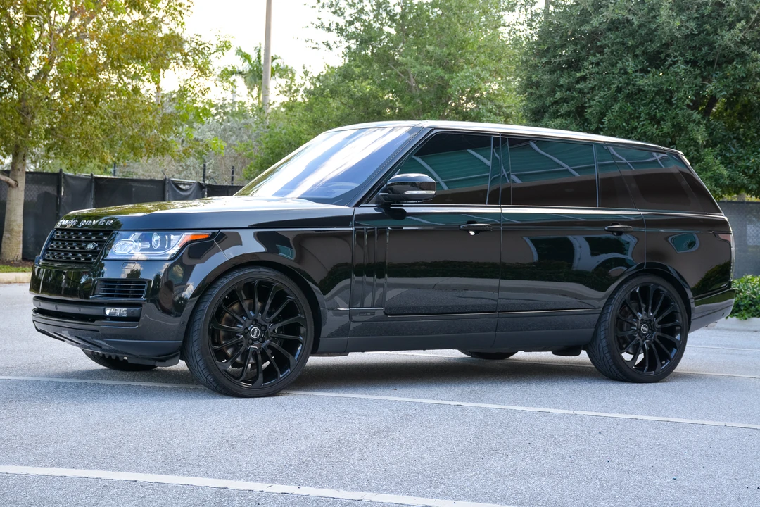 2016 Land Rover Range Rover L405 - Image 5 of 31