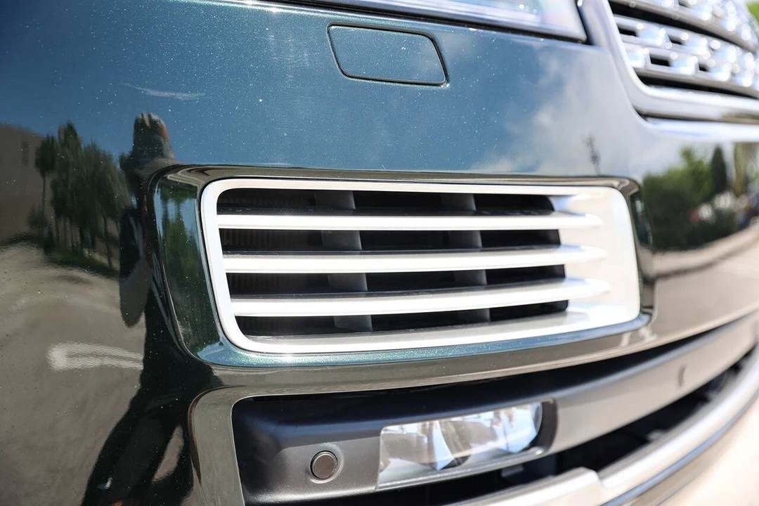 2016 Land Rover Range Rover L405 - Image 23 of 31