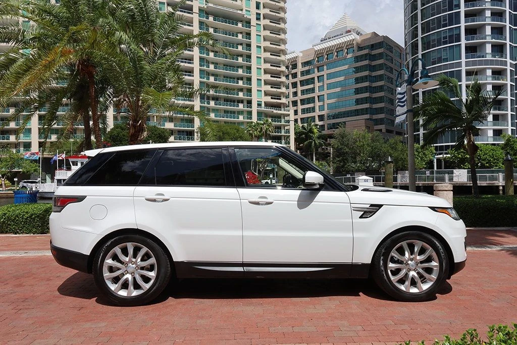 2016 Land Rover Range Rover Sport L494 - Image 3 of 12