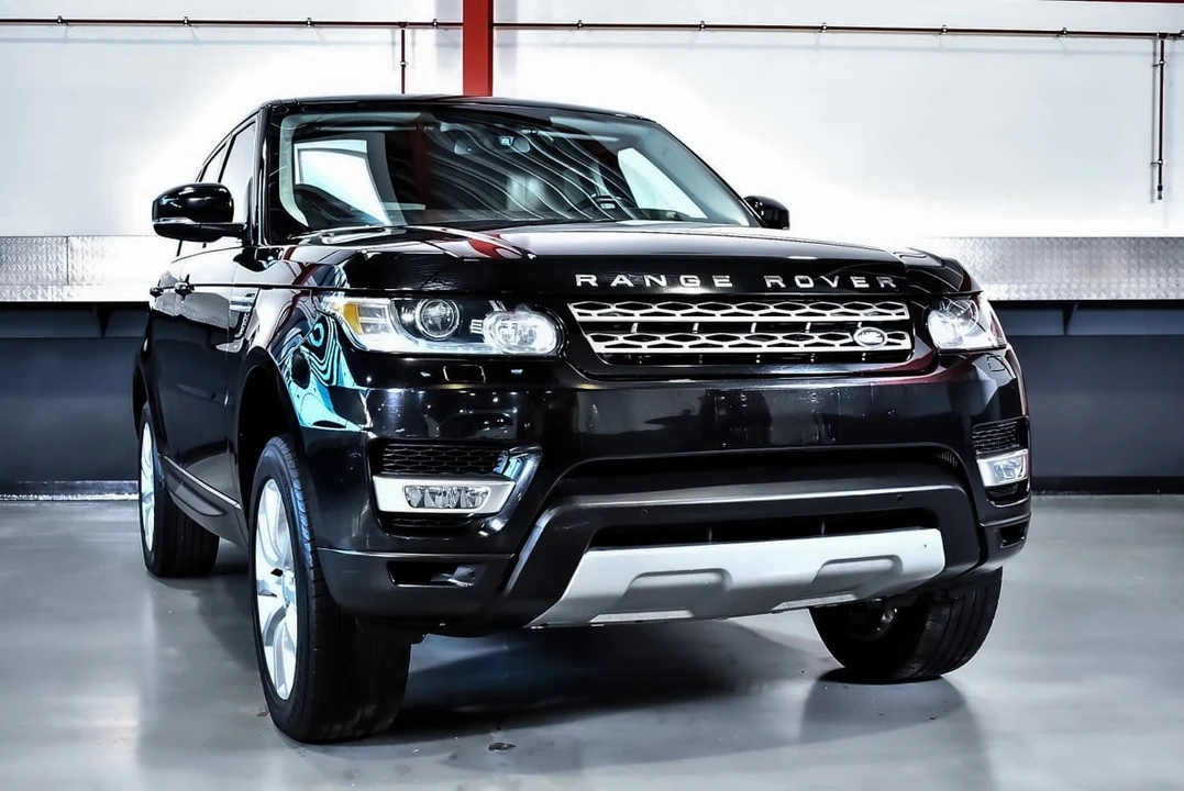2016 Land Rover Range Rover L405 - Image 5 of 30
