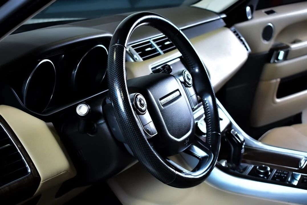 2016 Land Rover Range Rover L405 - Image 26 of 30