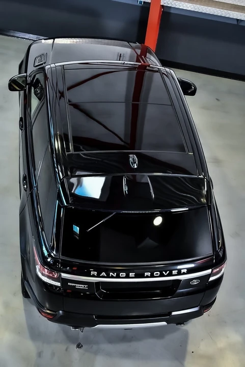 2016 Land Rover Range Rover L405 - Image 19 of 30