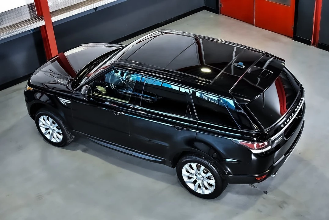 2016 Land Rover Range Rover L405 - Image 20 of 30