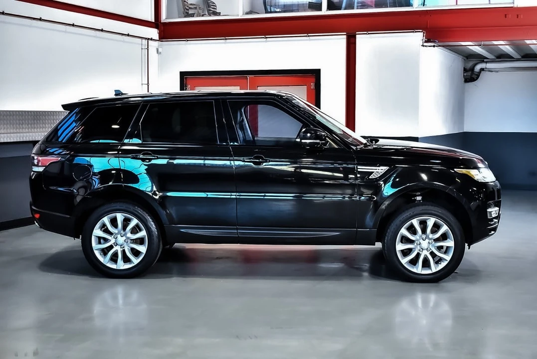 2016 Land Rover Range Rover L405 - Image 8 of 30