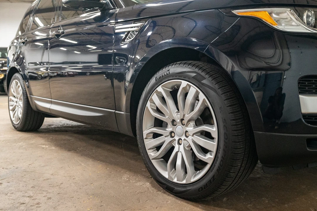 2016 Land Rover Range Rover Sport L494 - Image 16 of 31