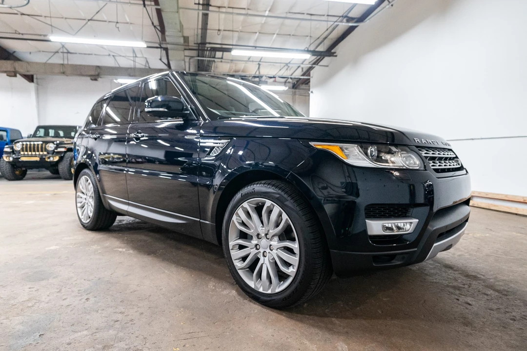 2016 Land Rover Range Rover Sport L494 - Image 5 of 31