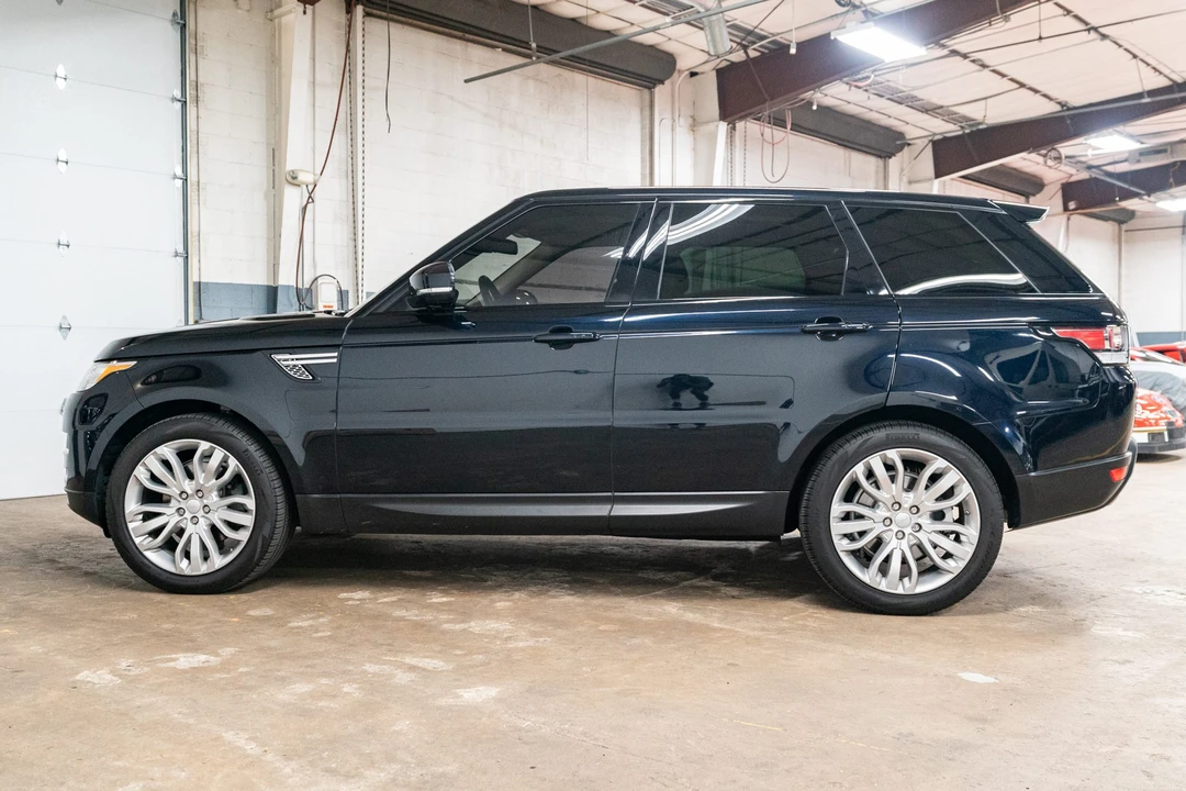 2016 Land Rover Range Rover Sport L494 - Image 11 of 31