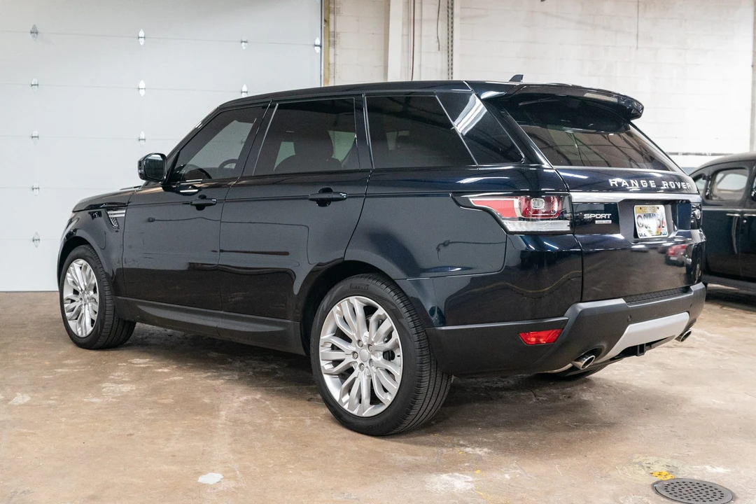 2016 Land Rover Range Rover Sport L494 - Image 10 of 31