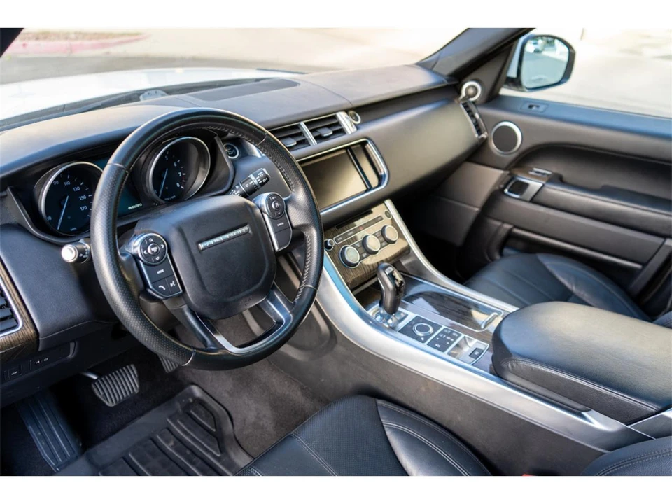2016 Land Rover Range Rover Sport L494 - Image 17 of 30
