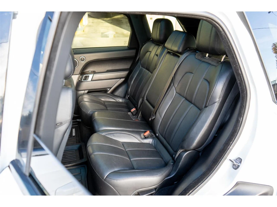 2016 Land Rover Range Rover Sport L494 - Image 22 of 30