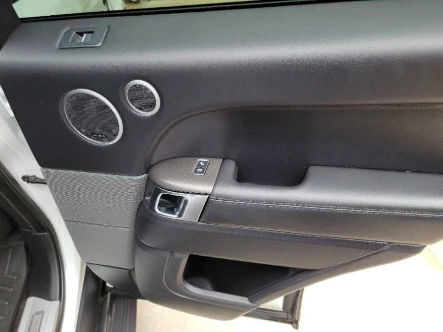 2016 Land Rover Range Rover L405 - Image 12 of 17