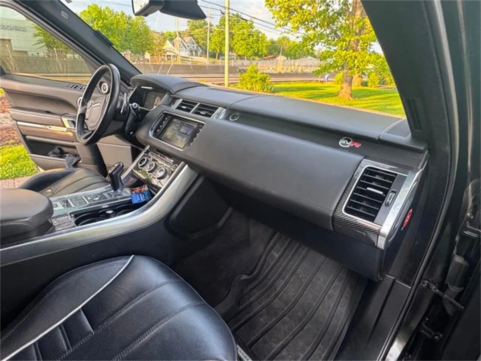 2016 Land Rover Range Rover Sport L494 - Image 11 of 16