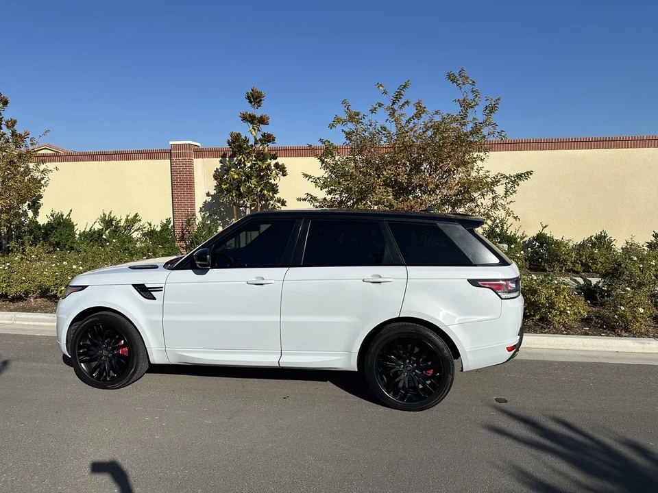2016 Land Rover Range Rover Sport L494 - Image 11 of 21