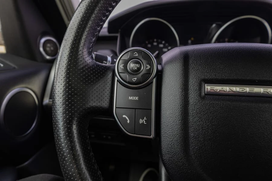 2016 Land Rover Range Rover L405 - Image 24 of 31