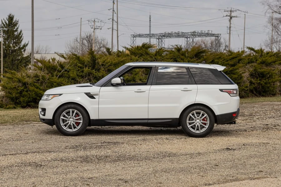 2016 Land Rover Range Rover L405 - Image 2 of 31