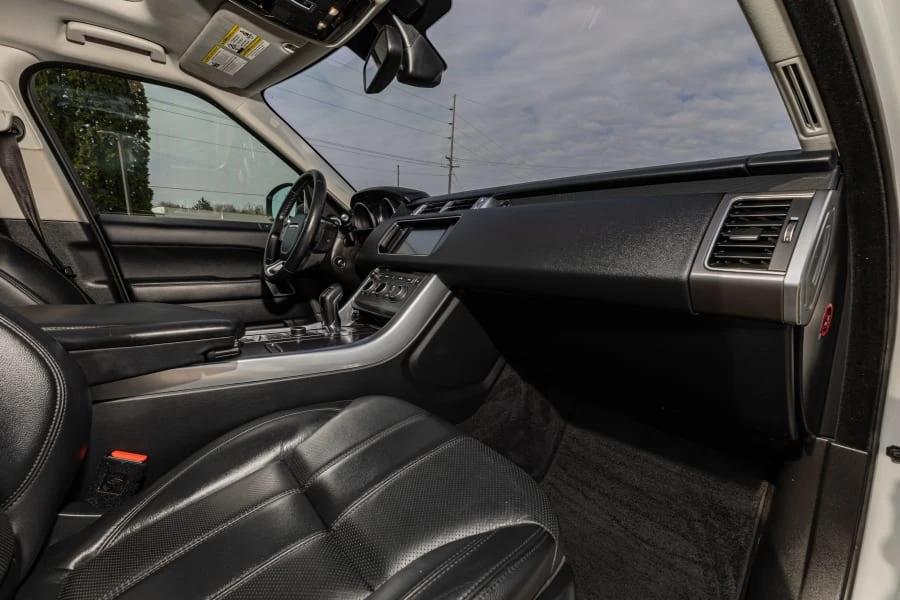 2016 Land Rover Range Rover L405 - Image 15 of 31