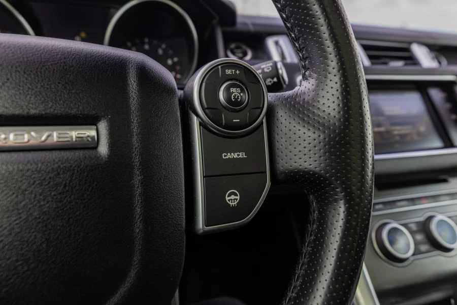 2016 Land Rover Range Rover L405 - Image 21 of 31