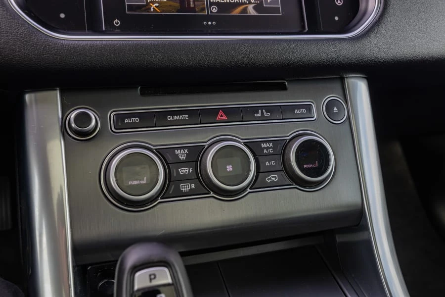 2016 Land Rover Range Rover L405 - Image 23 of 31