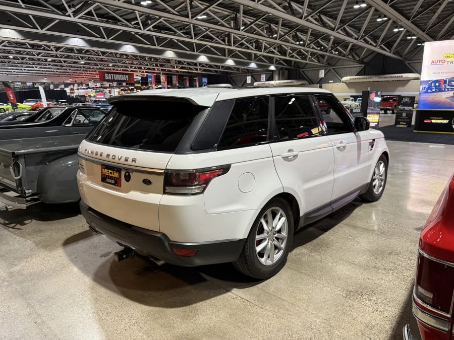 2016 Land Rover Range Rover L405 - Image 2 of 7