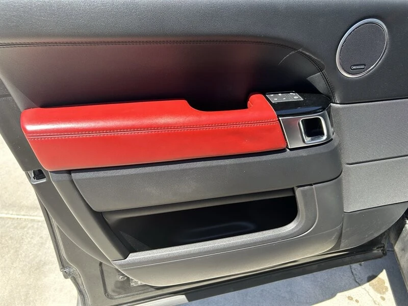 2016 Land Rover Range Rover Sport L494 - Image 22 of 29