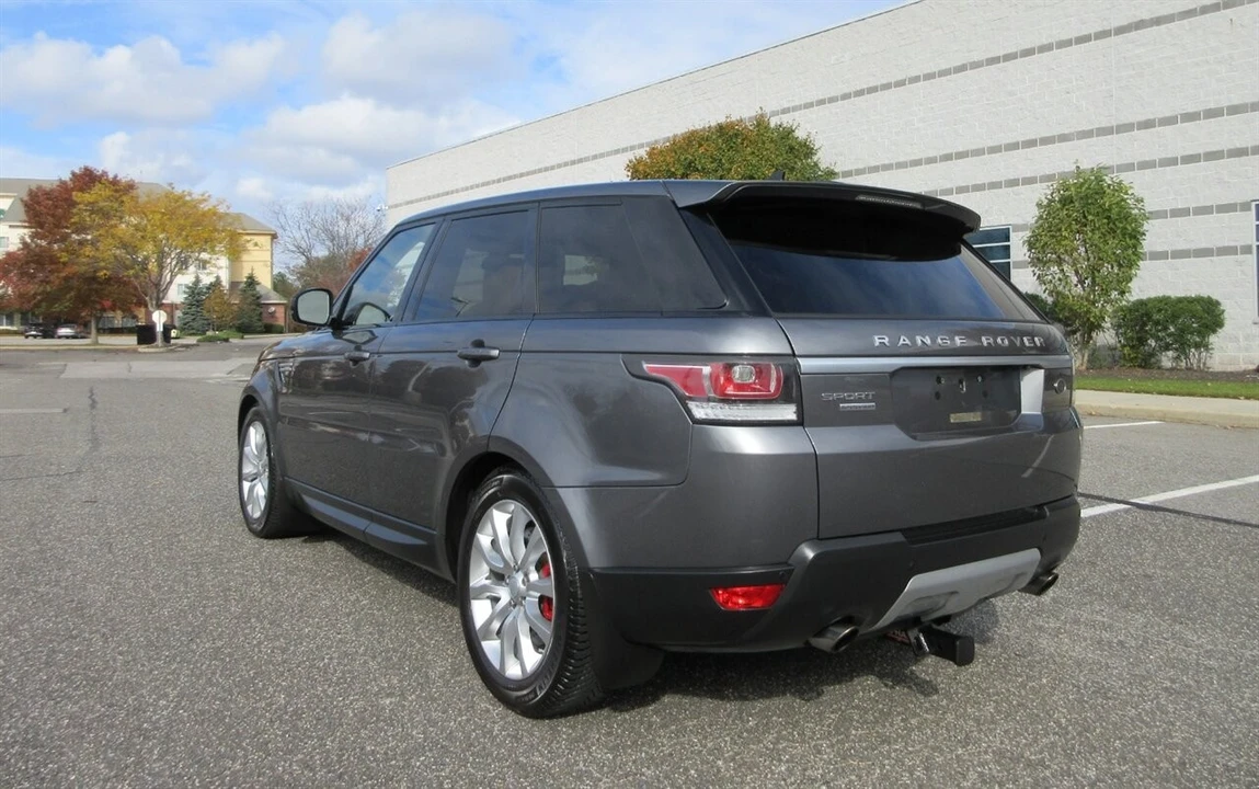 2016 Land Rover Range Rover Sport L494 - Image 3 of 24